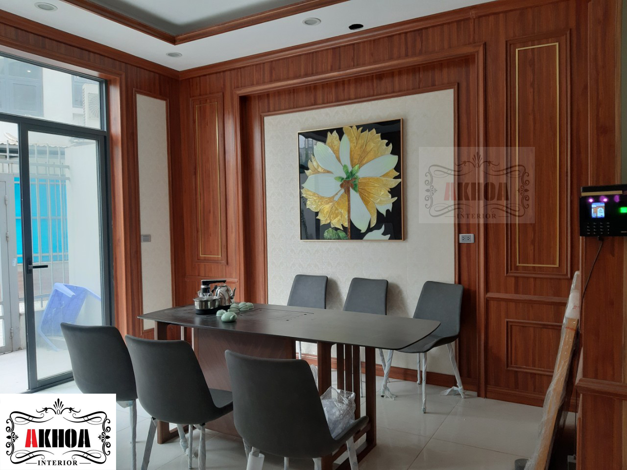 thi cong tam op nhua pvc nano cao cap